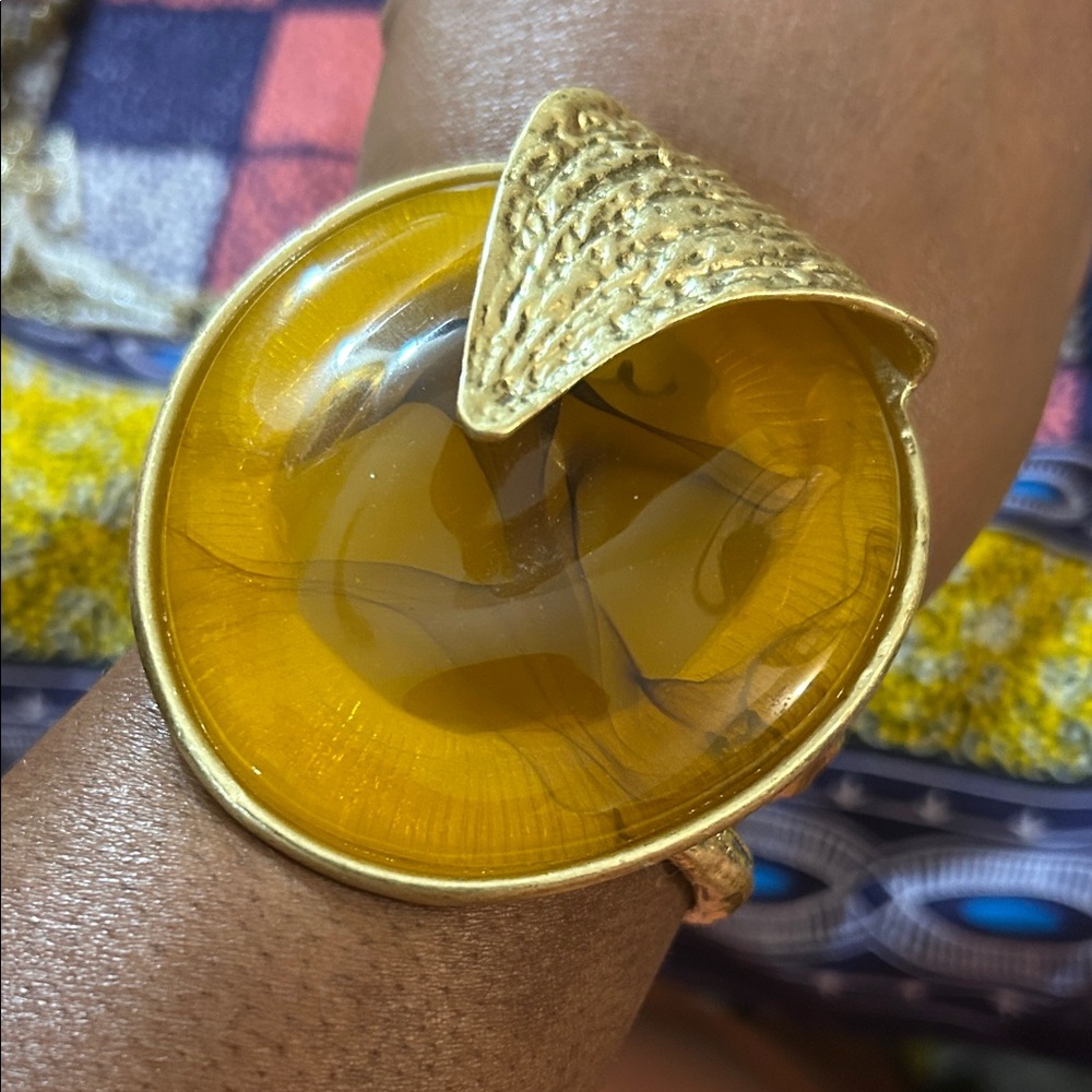 Bold Gold Tone Statement Bracelet!